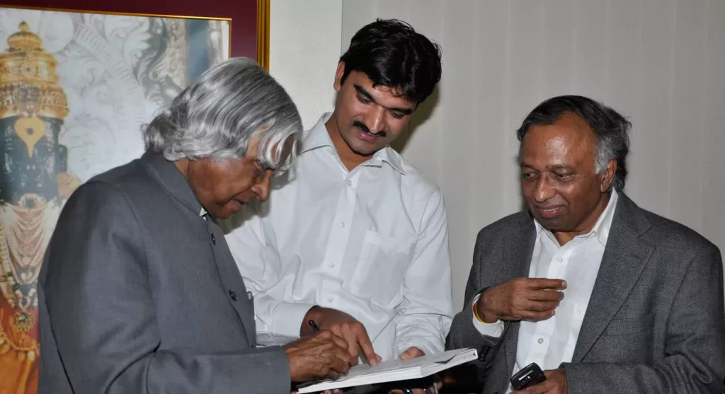 Dr. APJ Abdul Kalam with Santosh Talaghatti